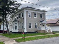 Building Photo - 44 Bridge St