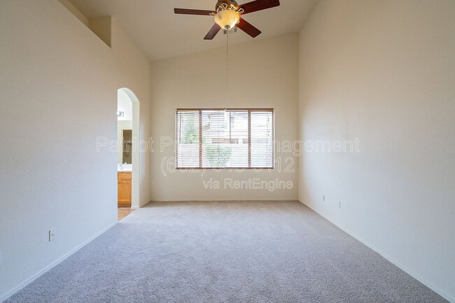 Building Photo - 3536 E San Pedro Ave