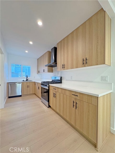 Building Photo - 800 Rosemont Ave