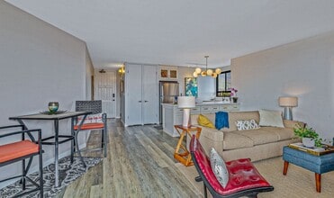 Building Photo - 20 Haouli St. 401