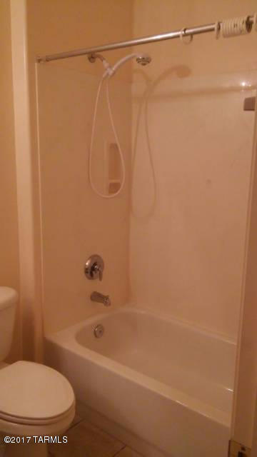 Building Photo - 5490 N Little River Ln