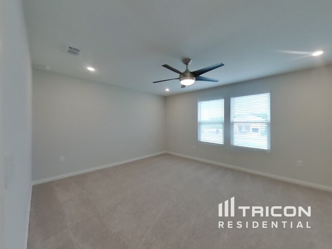 Building Photo - 68 Brazil Nut Cir