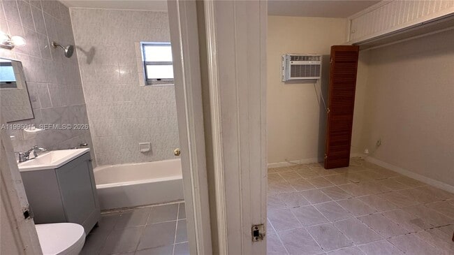 Building Photo - 6345 N Miami Ave