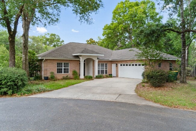 Primary Photo - 4301 Hidden Lakes Dr
