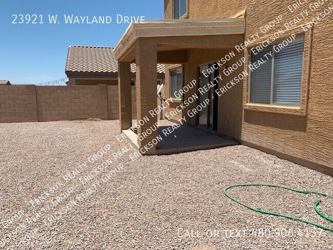 Building Photo - 23921 W Wayland Dr