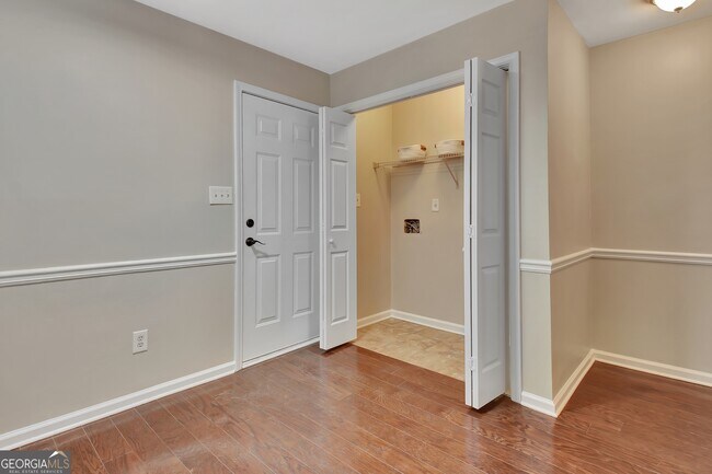 Building Photo - 318 Preston Chase Dr
