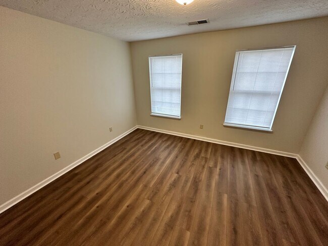 Building Photo - 239 Simba Way