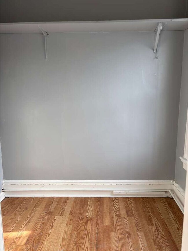 Building Photo - 46 Wayne Ave