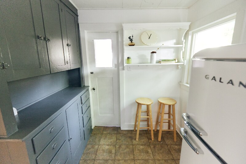 Building Photo - 141 Roselawn Pl