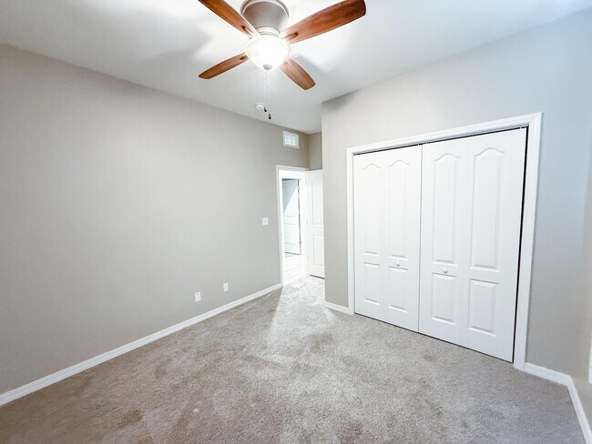 Building Photo - 127 Rockridge Rd