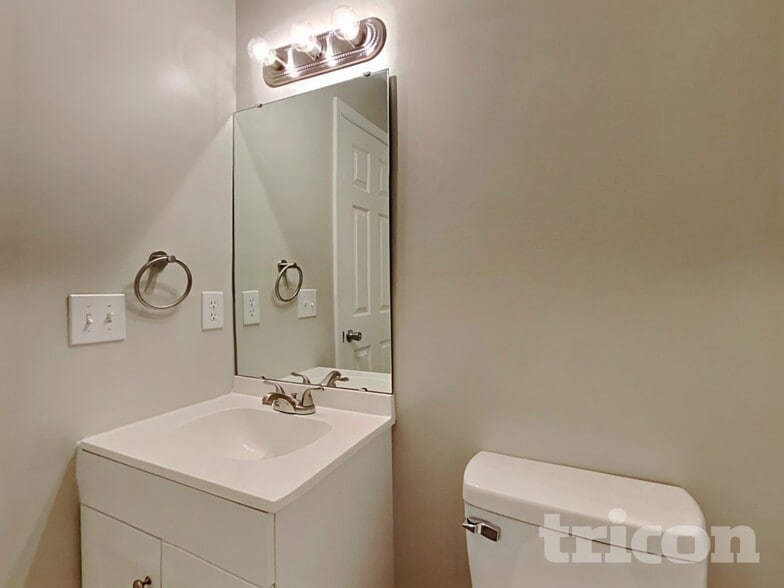 Building Photo - 185 Caughman Ridge Rd