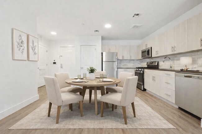 Building Photo - 276 Reock St