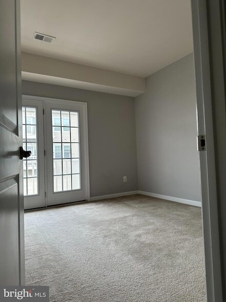 Building Photo - 24598 Johnson Oak Terrace