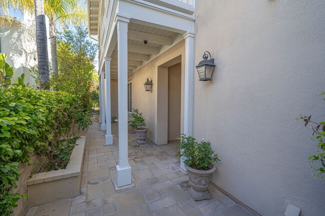 Building Photo - 4 Bedroom Home for Rent in The Woodlands!