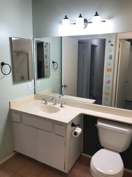 Building Photo - 486 Serento Cir