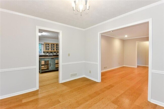 Building Photo - 5748 Jordanaire Pl NW