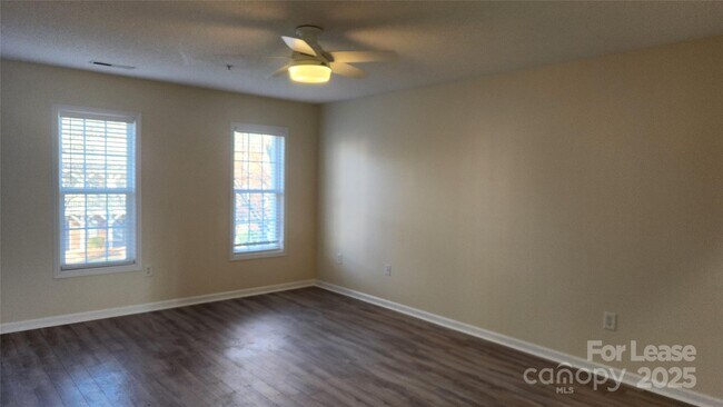 Building Photo - 110 Steam Engine Dr