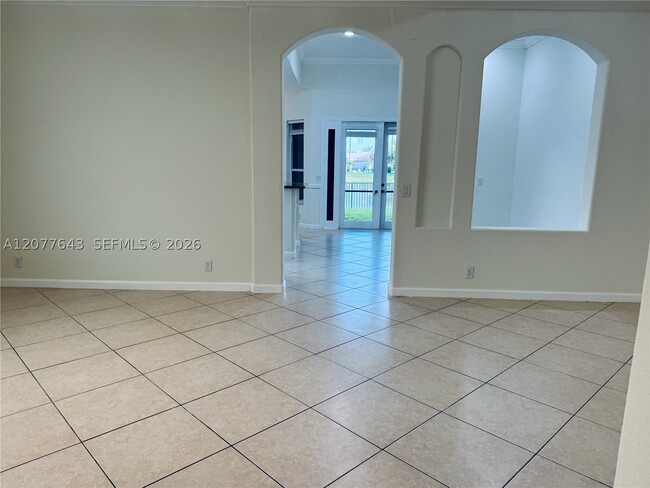 Building Photo - 12400 NW 78th Pl