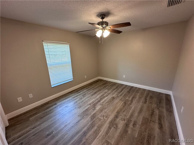 Building Photo - 326 W Bolero Pl