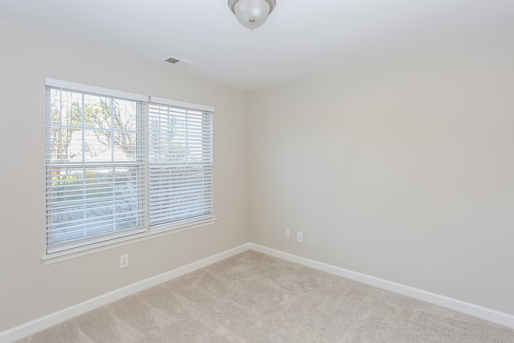 Building Photo - 2535 Captains Watch Rd NE