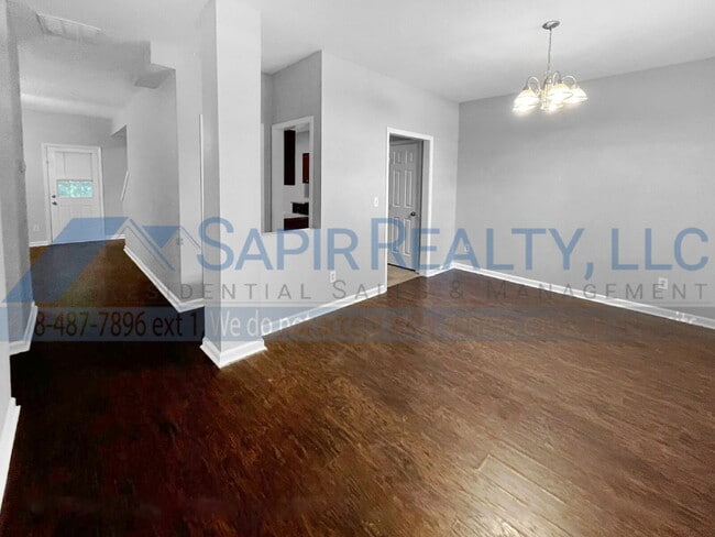Building Photo - 4540 Ravenwood Pl
