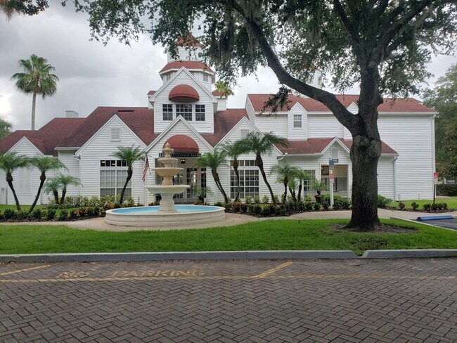 Building Photo - 1 Bed 1 Bath in desirable Williamsburg area of SW Orlando, $1499