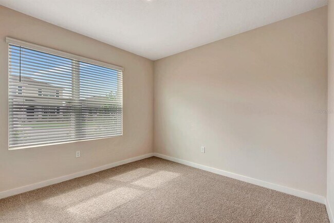 Building Photo - 18303 Wheathouse Pl