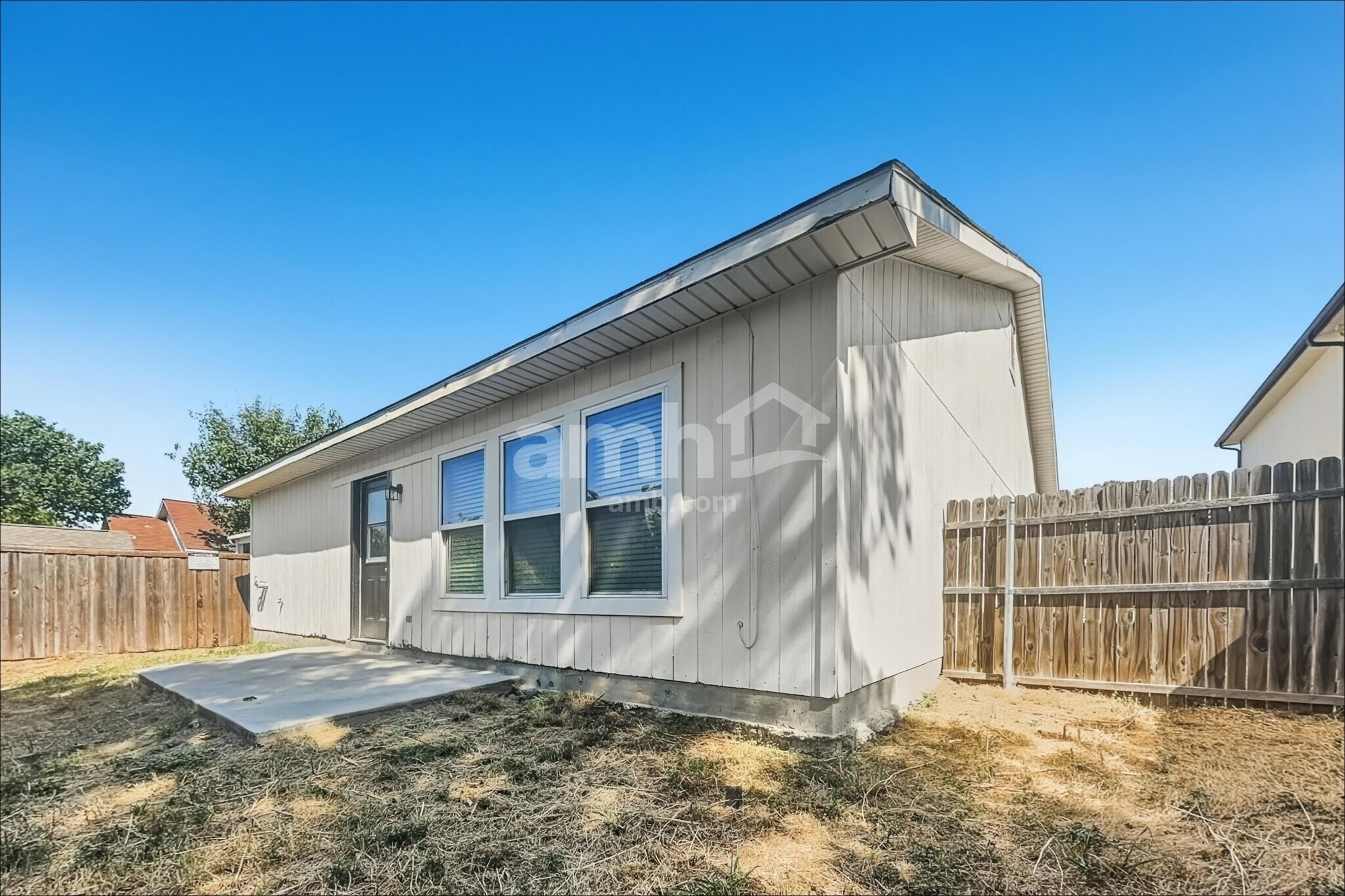 Building Photo - 10109 Chapel Glen Ter