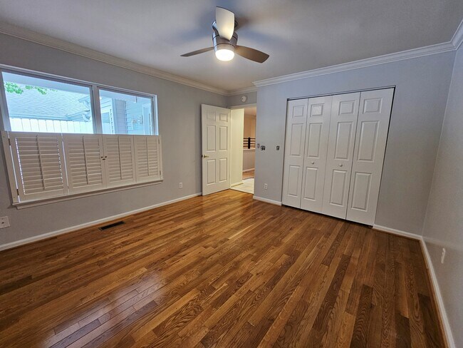 Building Photo - 602 Mockingbird Way
