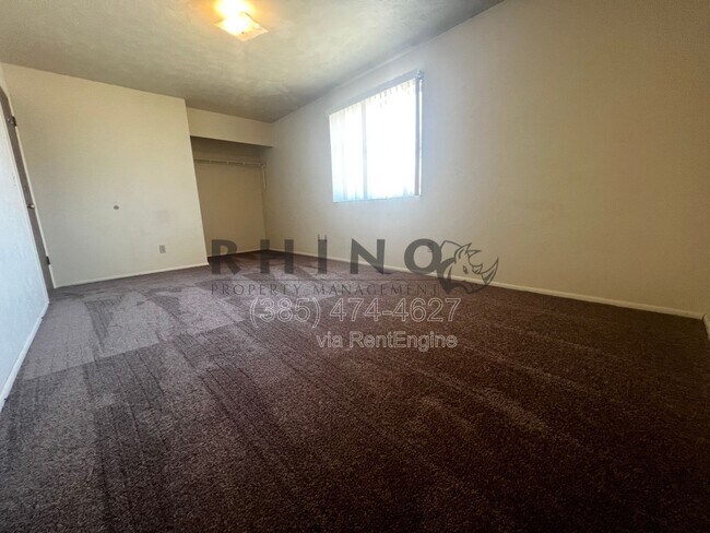 Building Photo - 463 N 1465 W