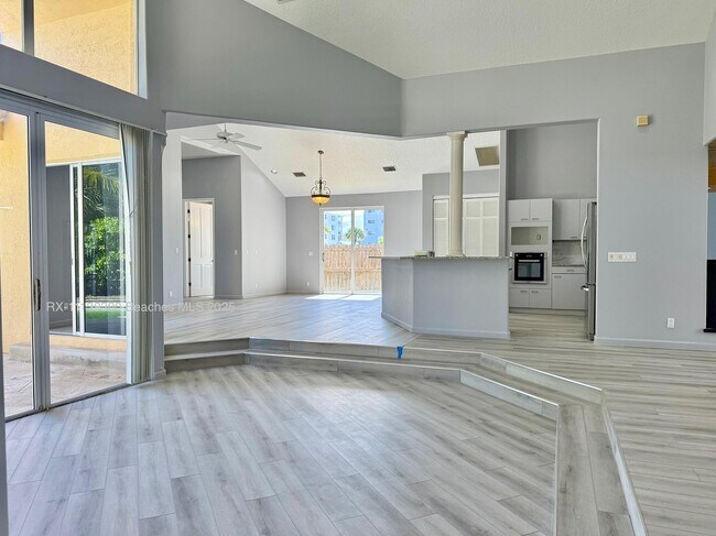 Building Photo - 400 Corsair Dr