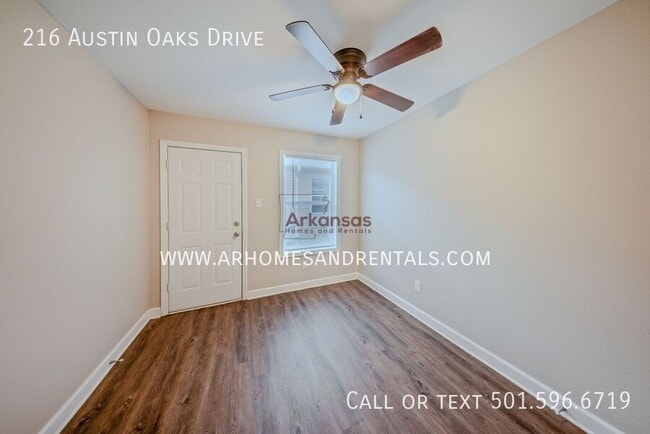 Building Photo - 216 Austin Oaks Dr