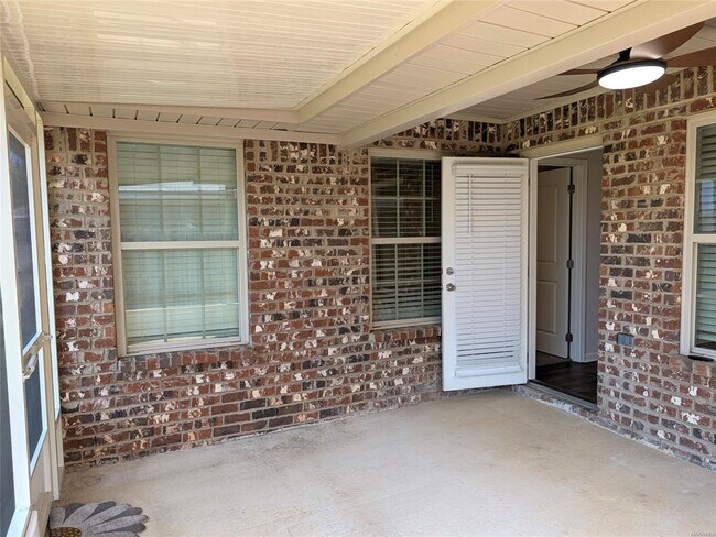 Building Photo - 133 Dawson's Ml Dr
