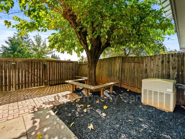 Building Photo - 2857 Hotchkiss Ct