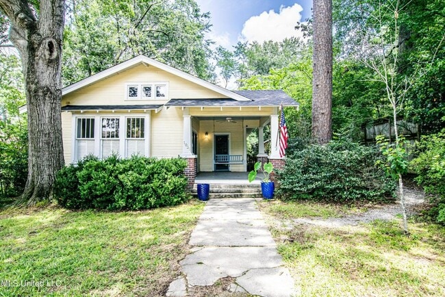 Primary Photo - 1036 Belhaven St