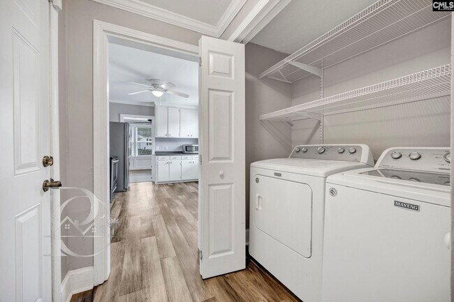 Building Photo - 711 S Prospect St