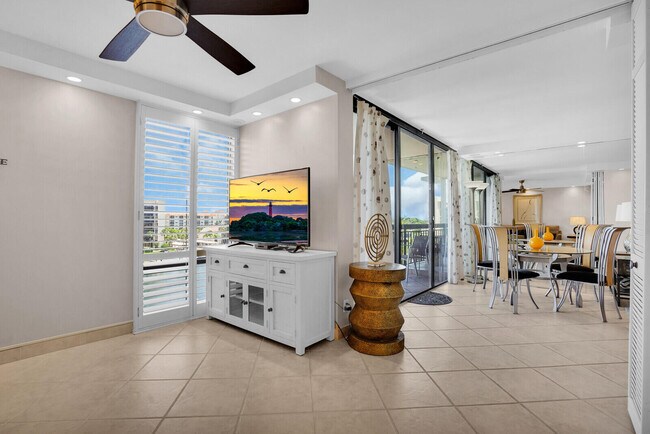 Building Photo - 2687 N Ocean Blvd