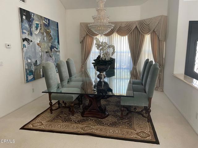 Building Photo - 2109 Valleyfield Ave