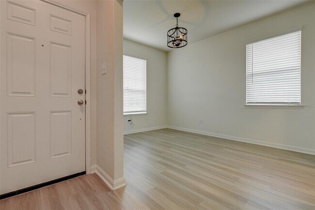 Building Photo - 1202 Rare Fancy Dr