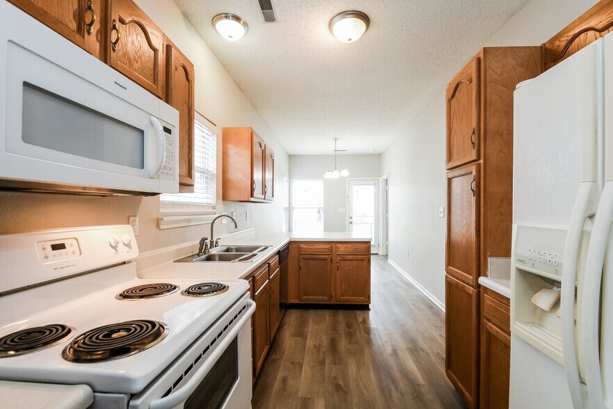Building Photo - 4603 Whitham Ln