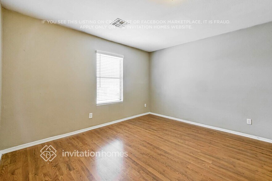 Building Photo - 11051 E Flower Ave