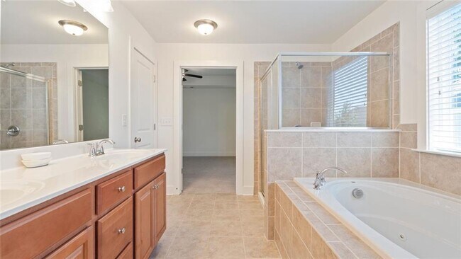 Building Photo - 1107 Halletts Peak Pl