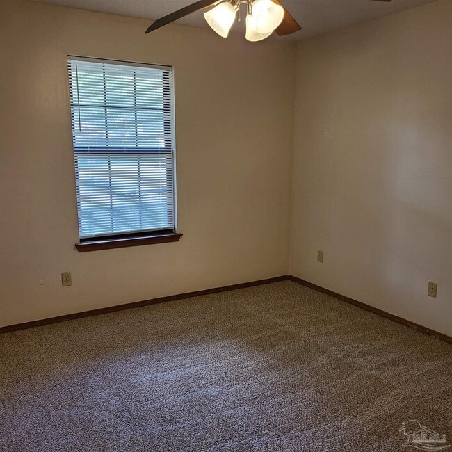 Building Photo - 7804 Deborah Dr