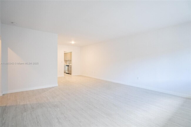 Building Photo - 1185 98th St