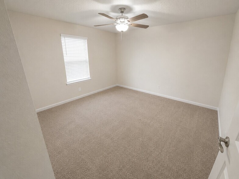 Building Photo - 11608 Cleyera Ct