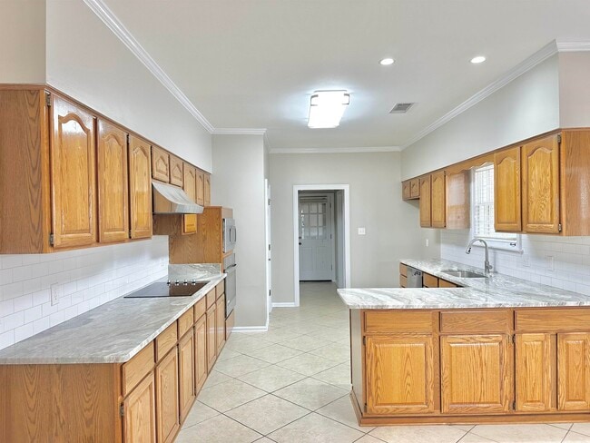 Building Photo - 3046 Dee Ann Dr