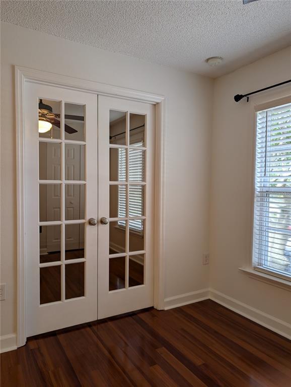 Building Photo - 2077 Dixie Belle Dr