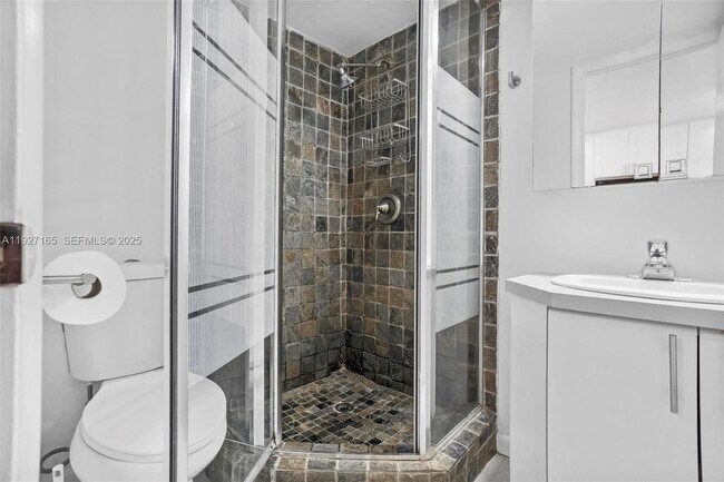 Building Photo - 3545 NE 167th St