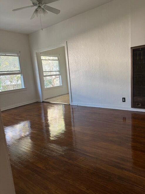 Building Photo - 2025 Cheremoya Ave