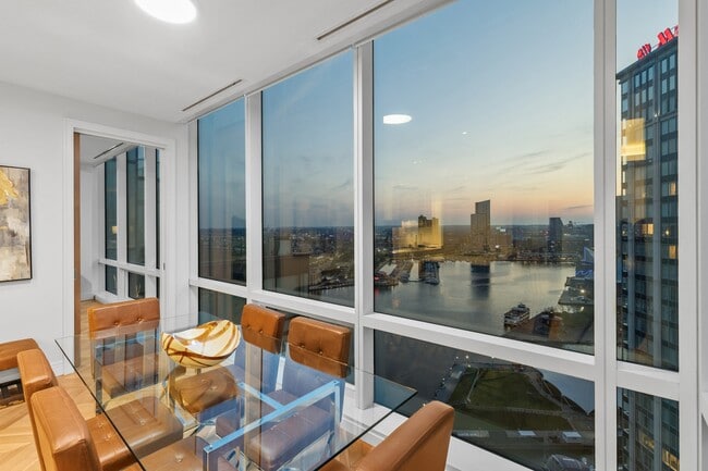 Building Photo - 300 International Drive